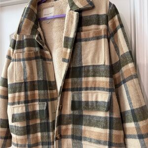 American Eagle Outfitters Cream Sherpa Jacket